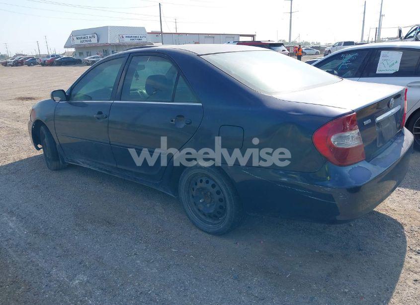 Photo 3 of 2002 Toyota Camry LE (VIN 4T1BE30K82U553189)