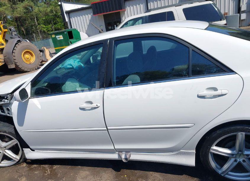 Photo 14 of 2003 Toyota Camry LE (VIN 4T1BE30K83U234540)