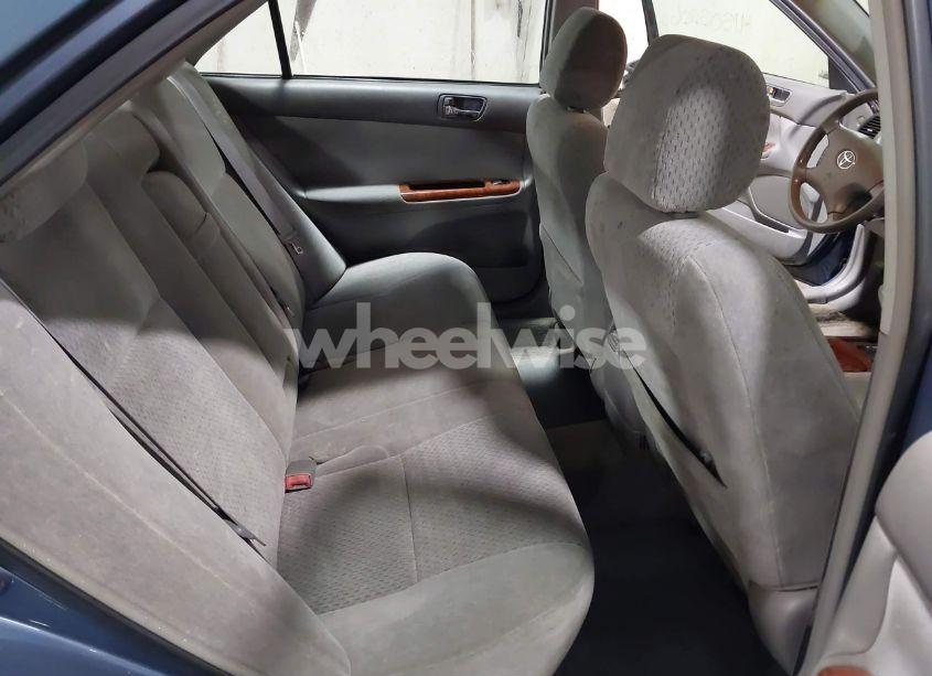 Photo 8 of 2003 Toyota Camry XLE (VIN 4T1BE30K83U752132)