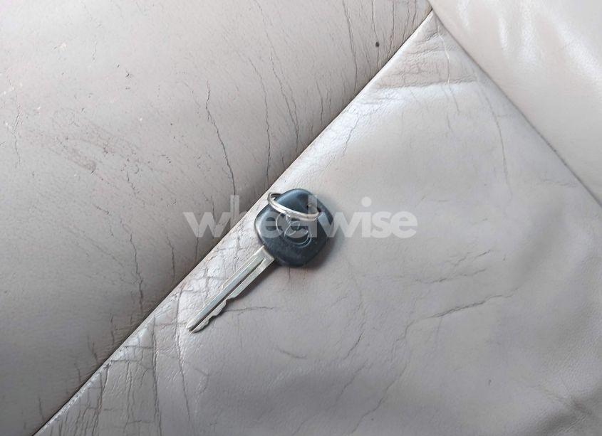 Photo 11 of 2004 Toyota Camry XLE (VIN 4T1BE30K84U269922)