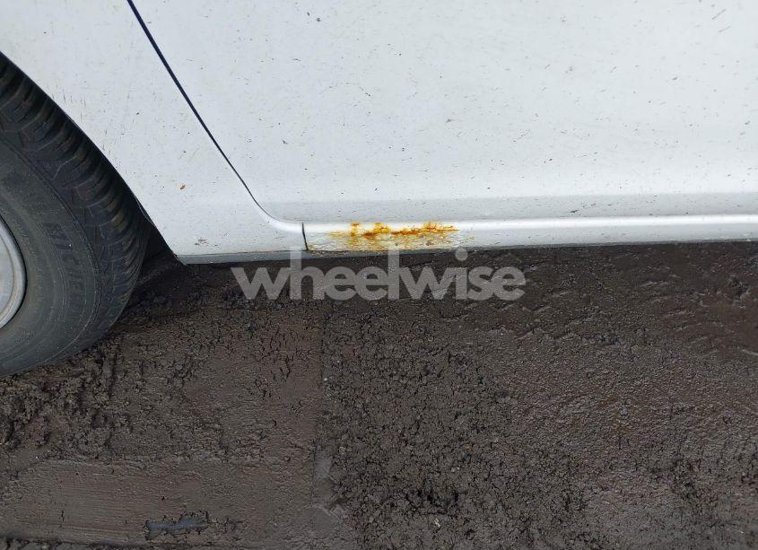 Photo 6 of 2004 Toyota Camry XLE (VIN 4T1BE30K84U269922)