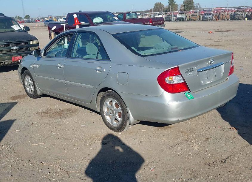Photo 3 of 2004 Toyota Camry LE (VIN 4T1BE30K84U280550)