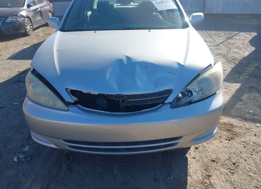 Photo 6 of 2004 Toyota Camry LE (VIN 4T1BE30K84U280550)