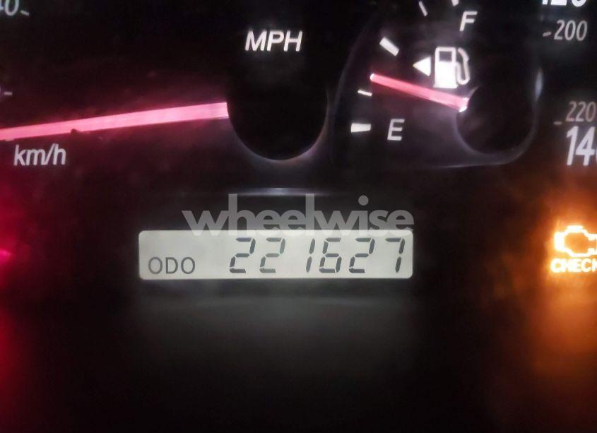 Photo 16 of 2004 Toyota Camry XLE (VIN 4T1BE30K84U290978)