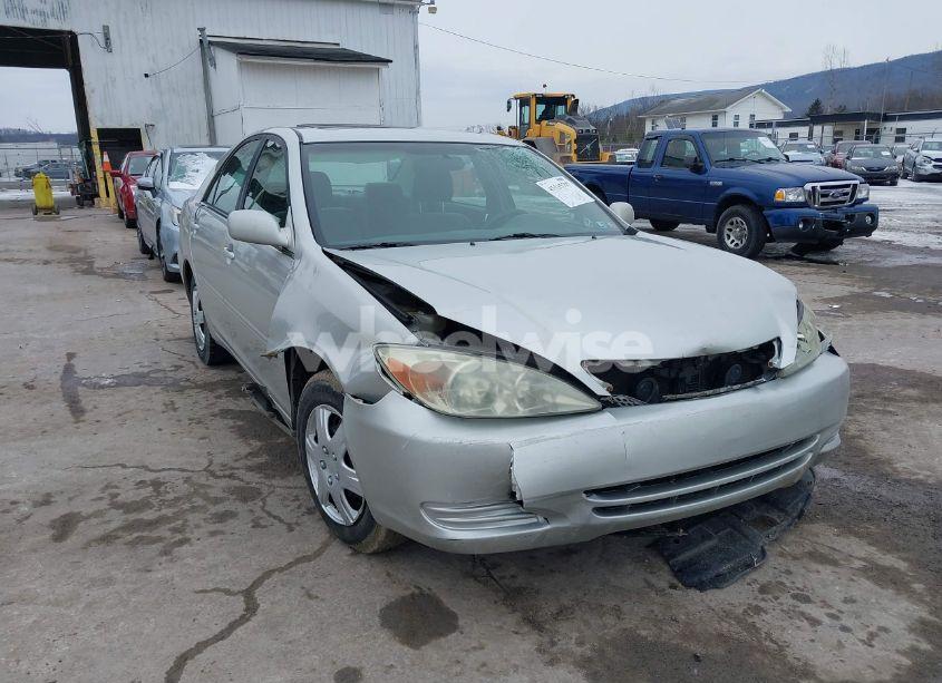 Photo 6 of 2004 Toyota Camry LE (VIN 4T1BE30K84U865581)