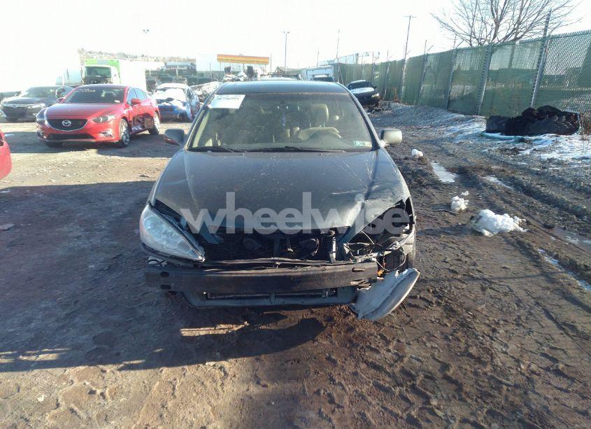 Photo 6 of 2005 Toyota Camry XLE (VIN 4T1BE30K85U049360)