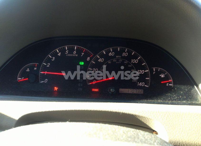 Photo 7 of 2005 Toyota Camry XLE (VIN 4T1BE30K85U049360)