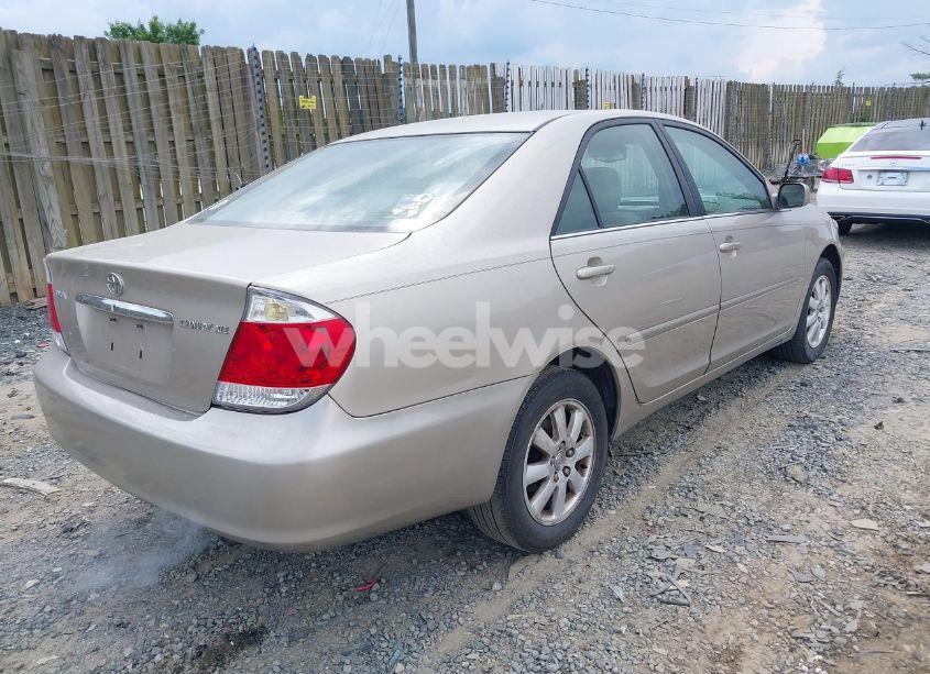 Photo 4 of 2005 Toyota Camry XLE (VIN 4T1BE30K85U103112)