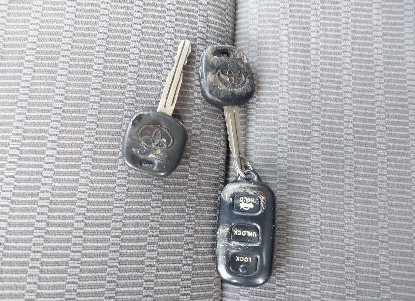 Photo 11 of 2005 Toyota Camry XLE (VIN 4T1BE30K85U971255)