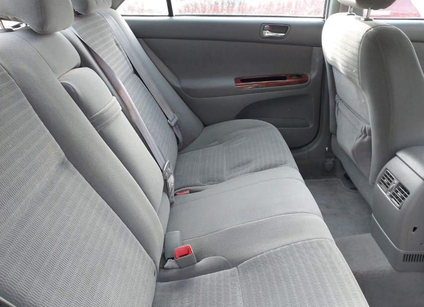 Photo 8 of 2005 Toyota Camry XLE (VIN 4T1BE30K85U971255)