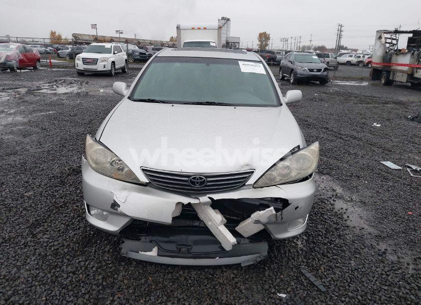 Photo 12 of 2006 Toyota Camry XLE (VIN 4T1BE30K86U130604)