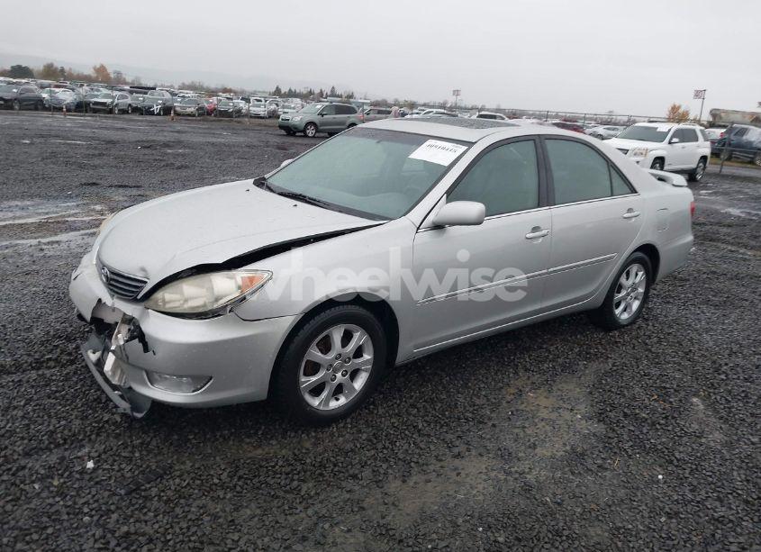 Photo 2 of 2006 Toyota Camry XLE (VIN 4T1BE30K86U130604)