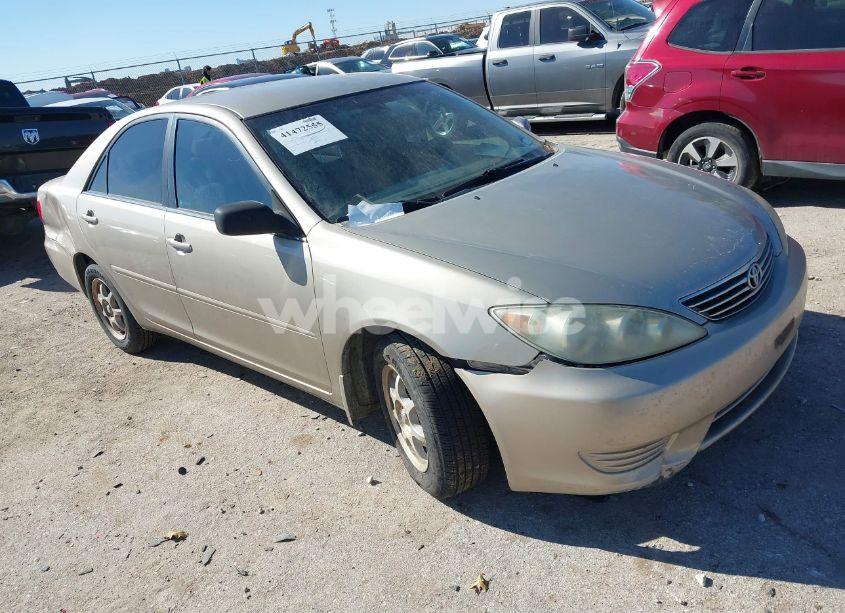 2006 Toyota Camry LE (VIN 4T1BE30K86U136032) main photo
