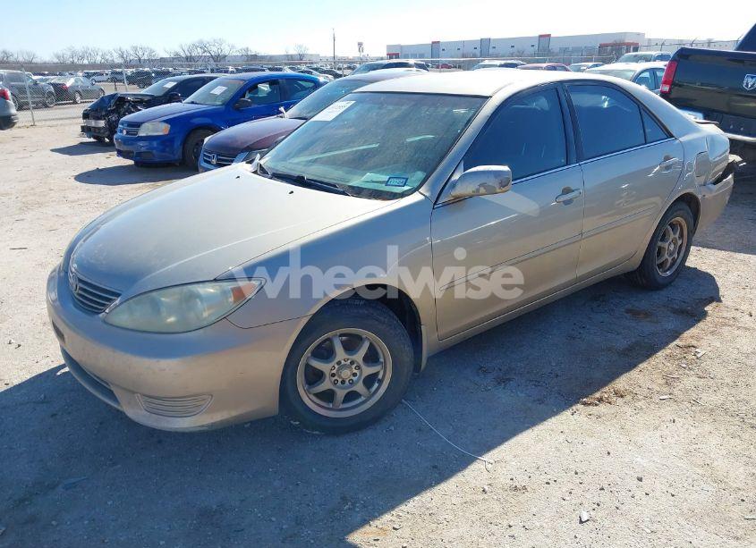 Photo 2 of 2006 Toyota Camry LE (VIN 4T1BE30K86U136032)