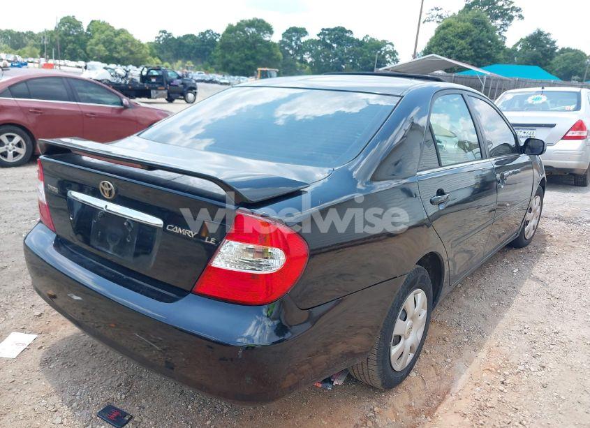 Photo 4 of 2002 Toyota Camry LE (VIN 4T1BE30K92U091788)