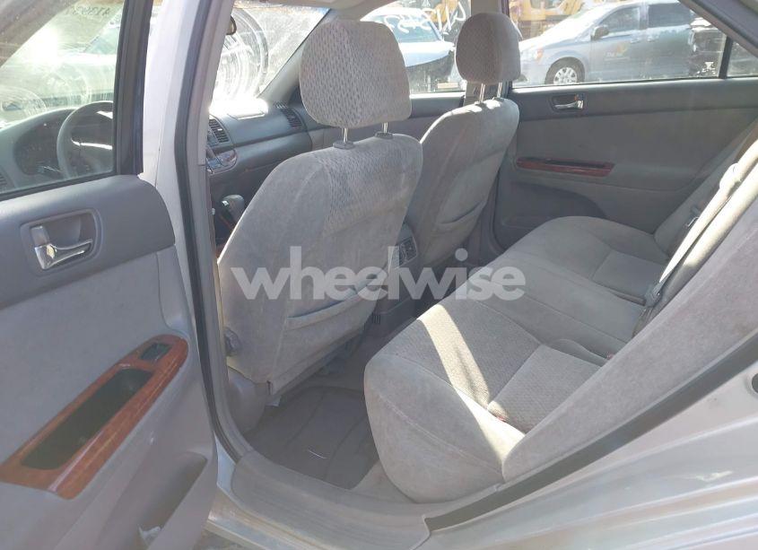 Photo 8 of 2003 Toyota Camry XLE (VIN 4T1BE30K93U650502)