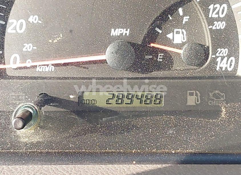Photo 15 of 2004 Toyota Camry XLE (VIN 4T1BE30K94U326855)