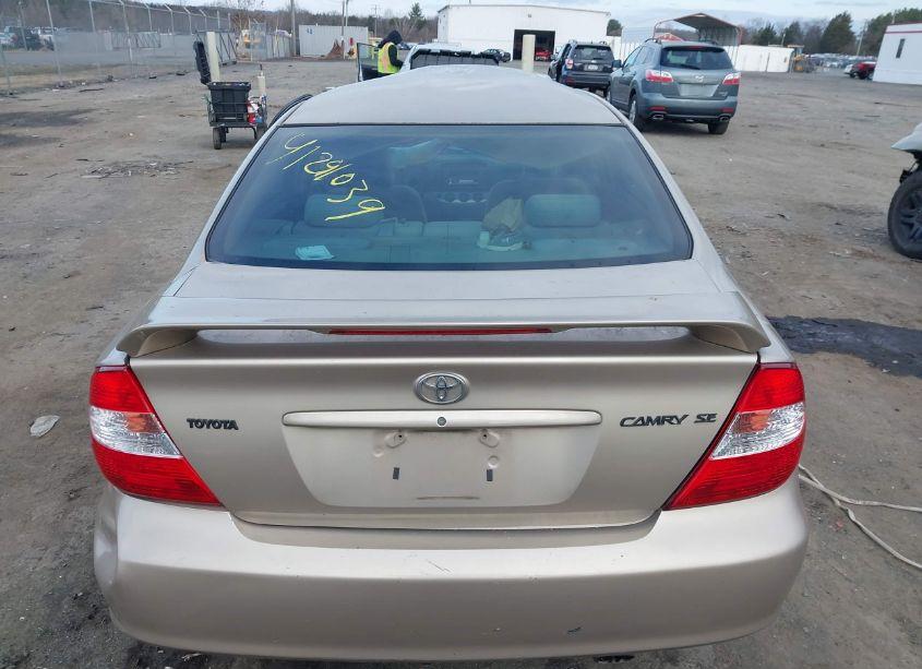 Photo 17 of 2004 Toyota Camry SE (VIN 4T1BE30K94U804448)
