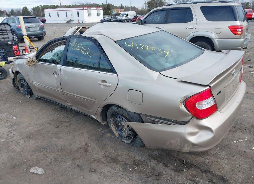 Photo 3 of 2004 Toyota Camry SE (VIN 4T1BE30K94U804448)