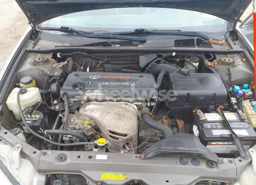 Photo 10 of 2004 Toyota Camry XLE (VIN 4T1BE30K94U855111)