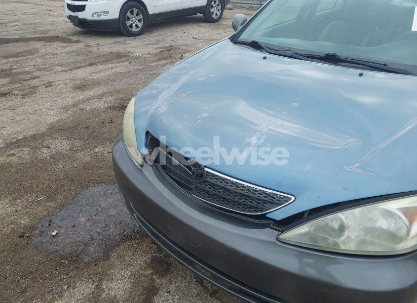 Photo 12 of 2004 Toyota Camry XLE (VIN 4T1BE30K94U855111)