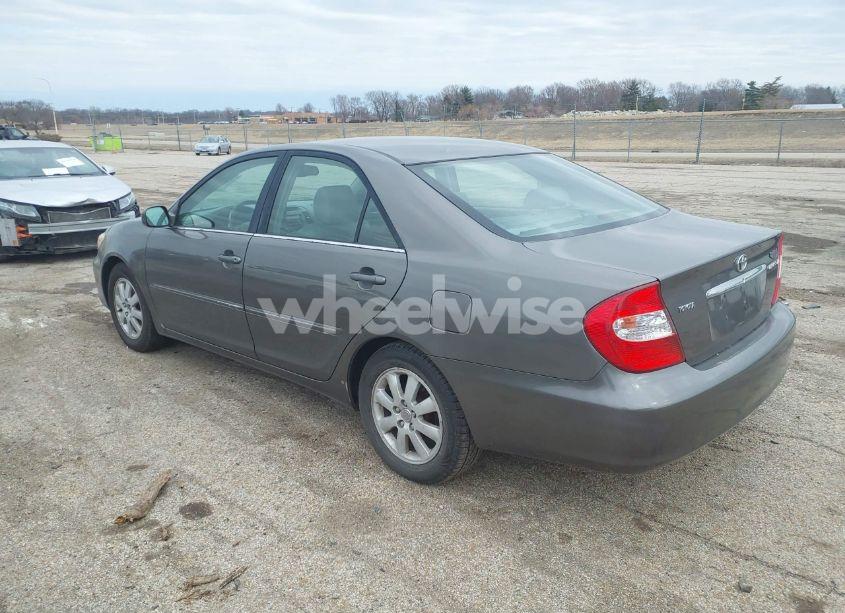 Photo 3 of 2004 Toyota Camry XLE (VIN 4T1BE30K94U855111)