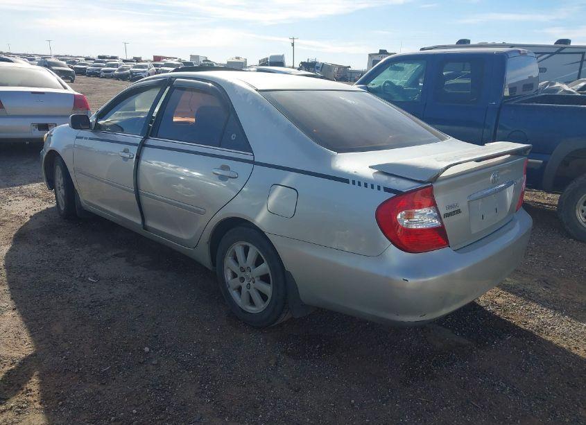Photo 3 of 2004 Toyota Camry XLE (VIN 4T1BE30K94U893079)