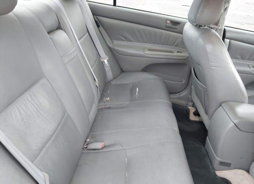 Photo 8 of 2004 Toyota Camry LE (VIN 4T1BE30K94U909264)