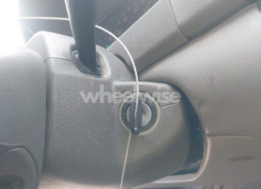 Photo 11 of 2005 Toyota Camry LE (VIN 4T1BE30K95U063753)