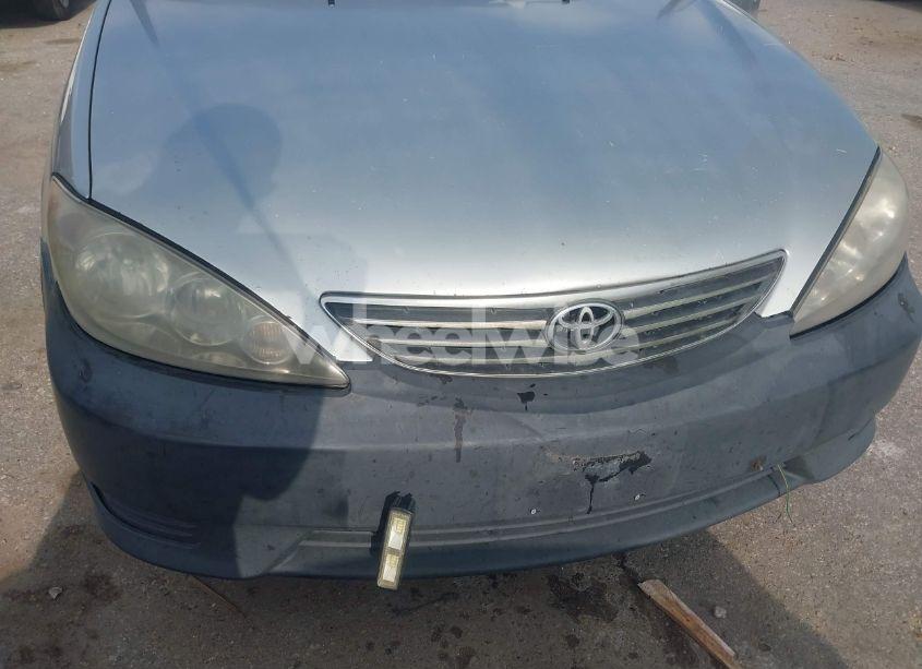 Photo 6 of 2005 Toyota Camry LE (VIN 4T1BE30K95U063753)