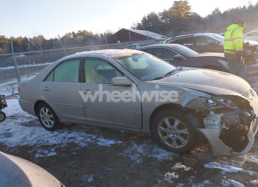 Photo 13 of 2005 Toyota Camry XLE (VIN 4T1BE30K95U392338)