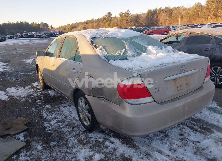 Photo 3 of 2005 Toyota Camry XLE (VIN 4T1BE30K95U392338)