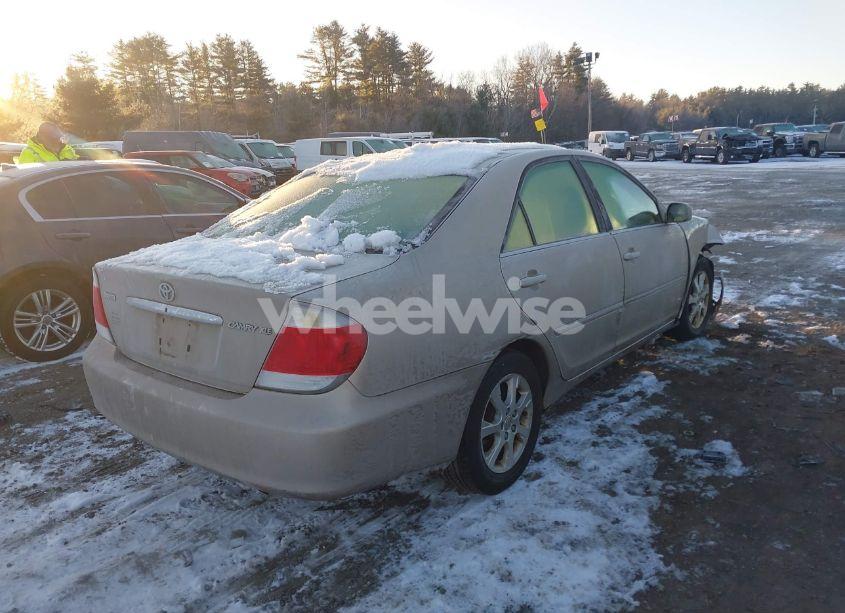 Photo 4 of 2005 Toyota Camry XLE (VIN 4T1BE30K95U392338)