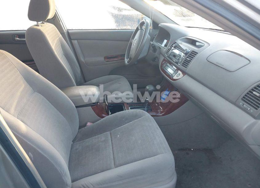 Photo 5 of 2005 Toyota Camry XLE (VIN 4T1BE30K95U392338)
