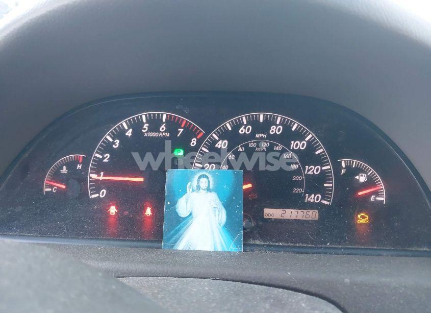Photo 7 of 2005 Toyota Camry XLE (VIN 4T1BE30K95U392338)