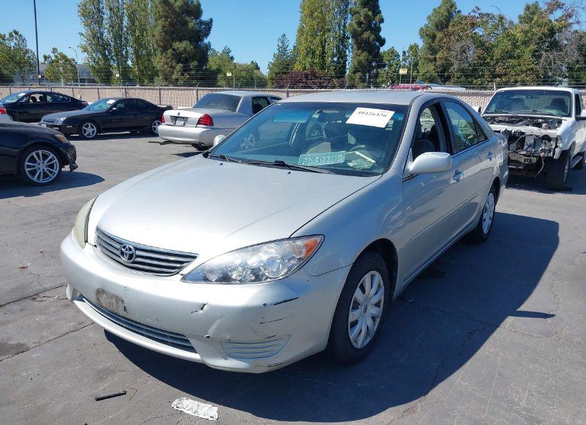 Photo 6 of 2005 Toyota Camry LE (VIN 4T1BE30K95U433096)