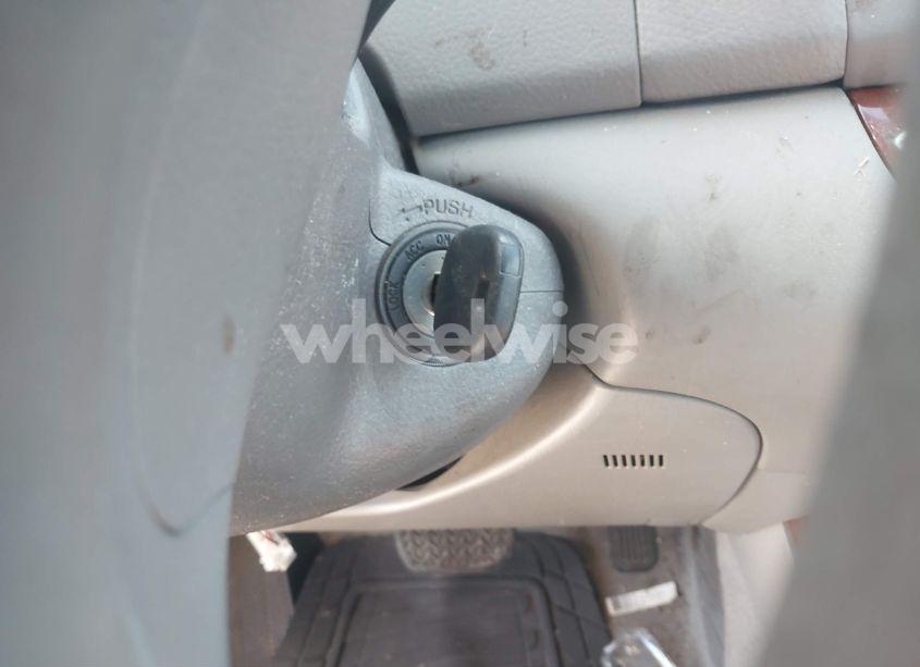 Photo 11 of 2005 Toyota Camry XLE (VIN 4T1BE30K95U548247)