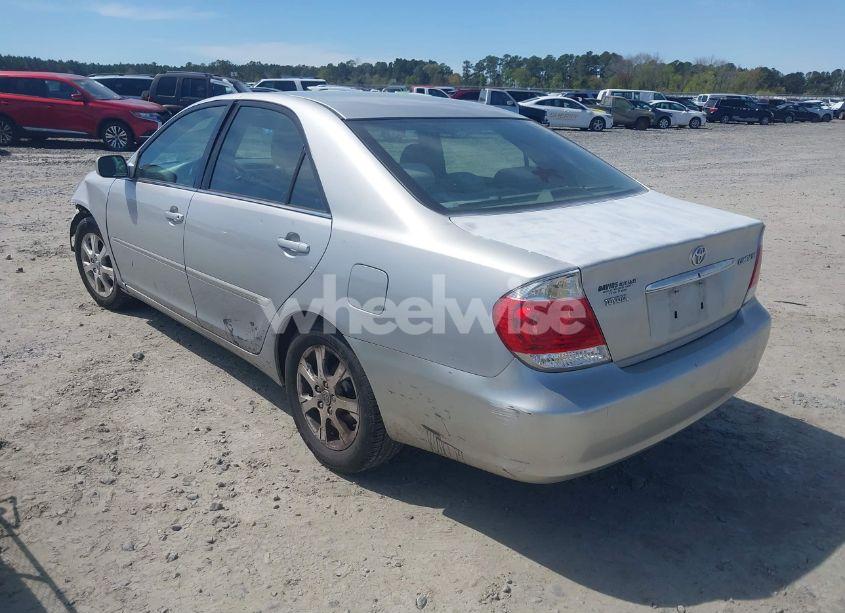 Photo 3 of 2005 Toyota Camry XLE (VIN 4T1BE30K95U548247)