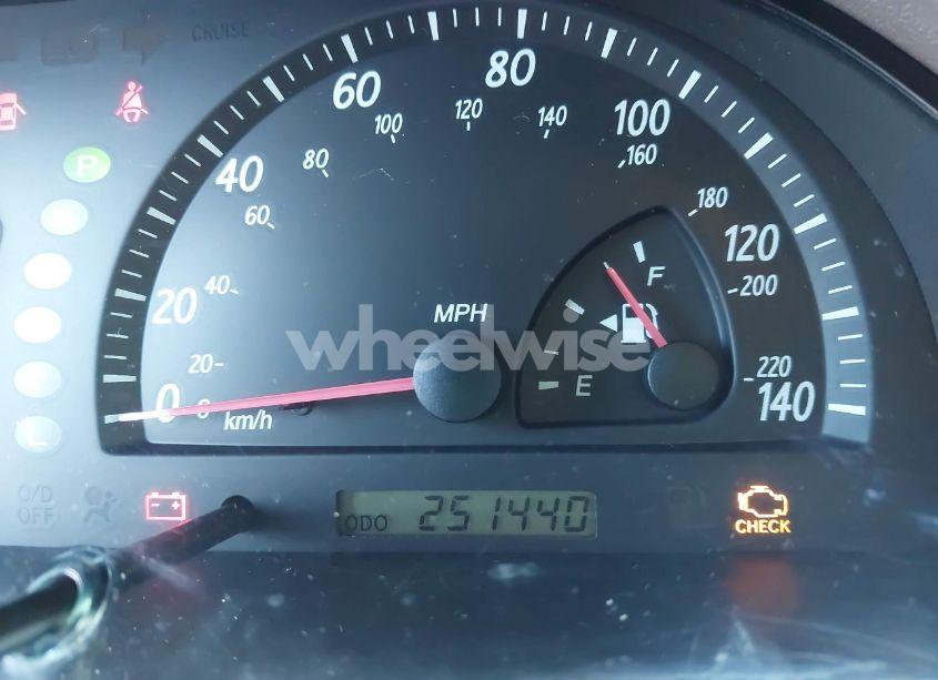 Photo 7 of 2002 Toyota Camry LE (VIN 4T1BE30KX2U080184)