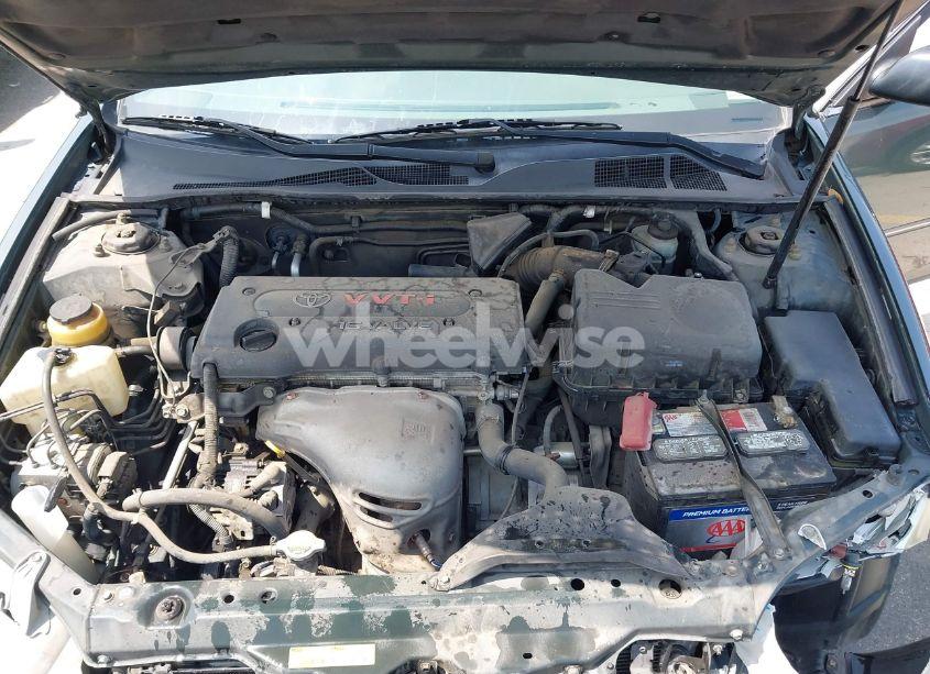 Photo 10 of 2002 Toyota Camry XLE (VIN 4T1BE30KX2U591037)