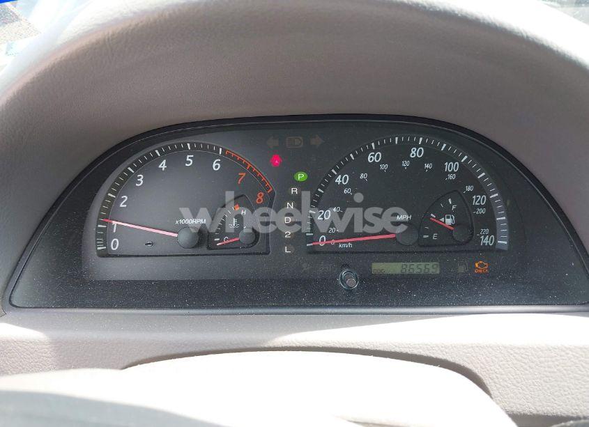 Photo 7 of 2002 Toyota Camry XLE (VIN 4T1BE30KX2U591037)