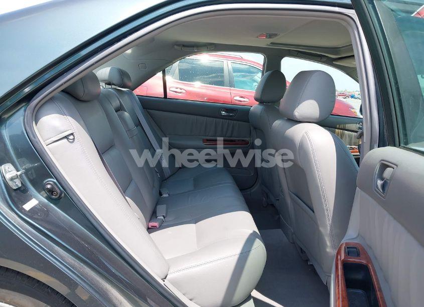 Photo 8 of 2002 Toyota Camry XLE (VIN 4T1BE30KX2U591037)