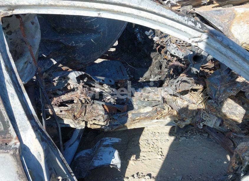 Photo 5 of 2003 Toyota Camry XLE (VIN 4T1BE30KX3U734442)