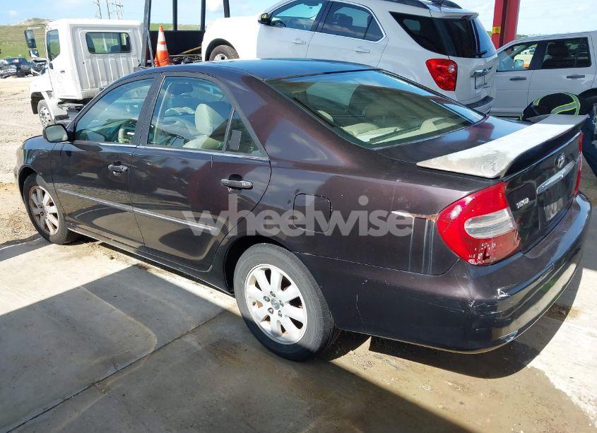 Photo 3 of 2003 Toyota Camry XLE (VIN 4T1BE30KX3U771197)