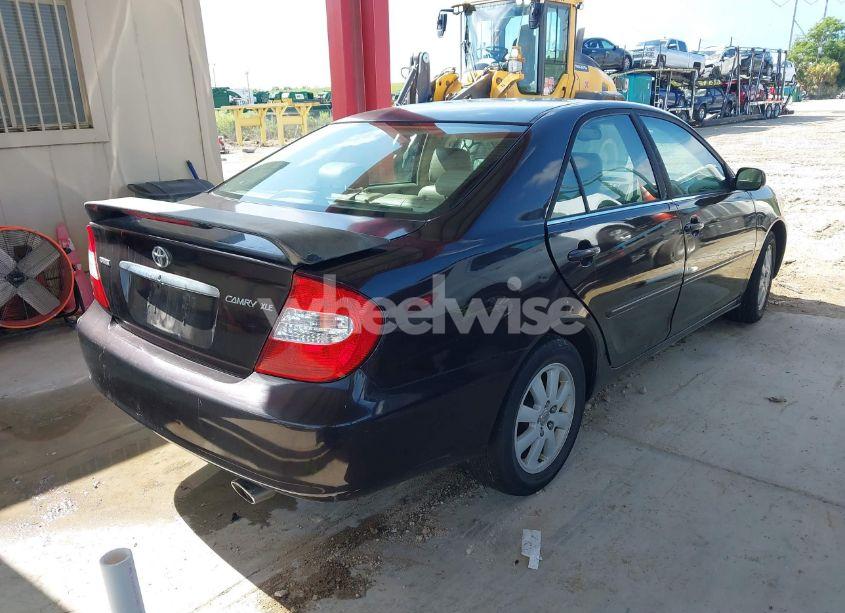 Photo 4 of 2003 Toyota Camry XLE (VIN 4T1BE30KX3U771197)