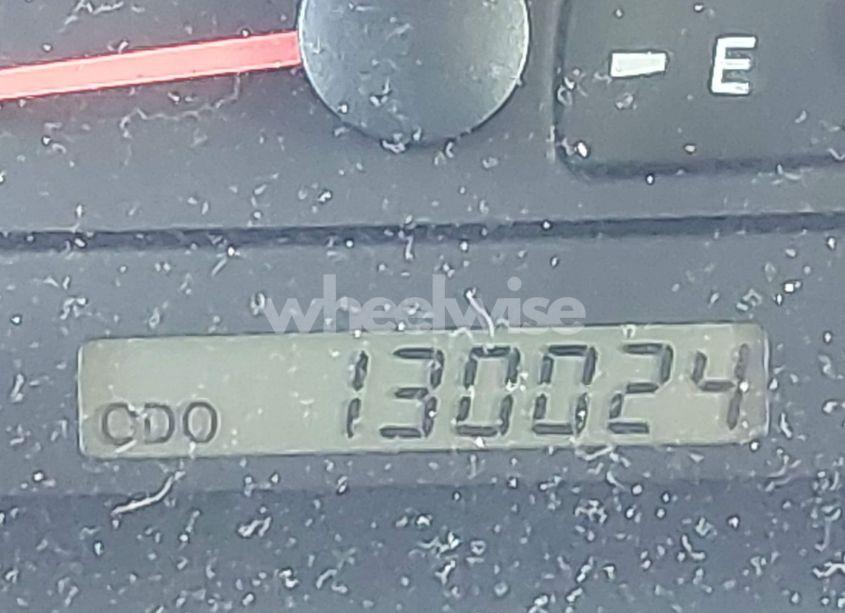 Photo 16 of 2004 Toyota Camry XLE (VIN 4T1BE30KX4U286835)