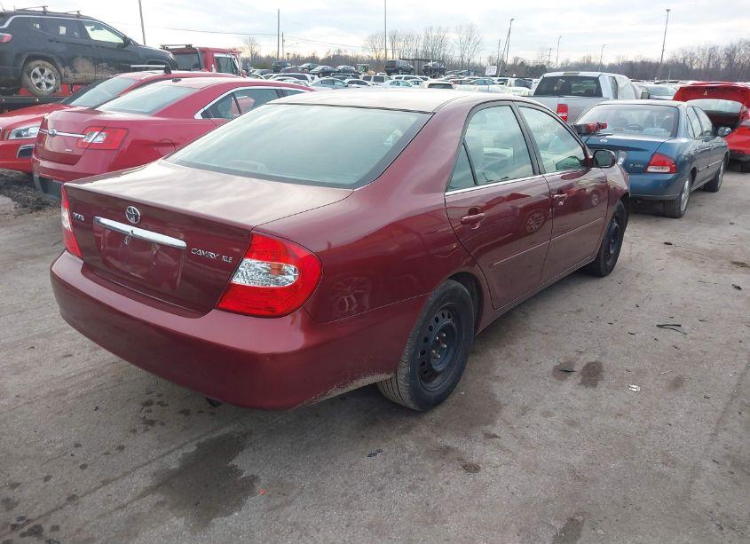 Photo 4 of 2004 Toyota Camry XLE (VIN 4T1BE30KX4U302502)