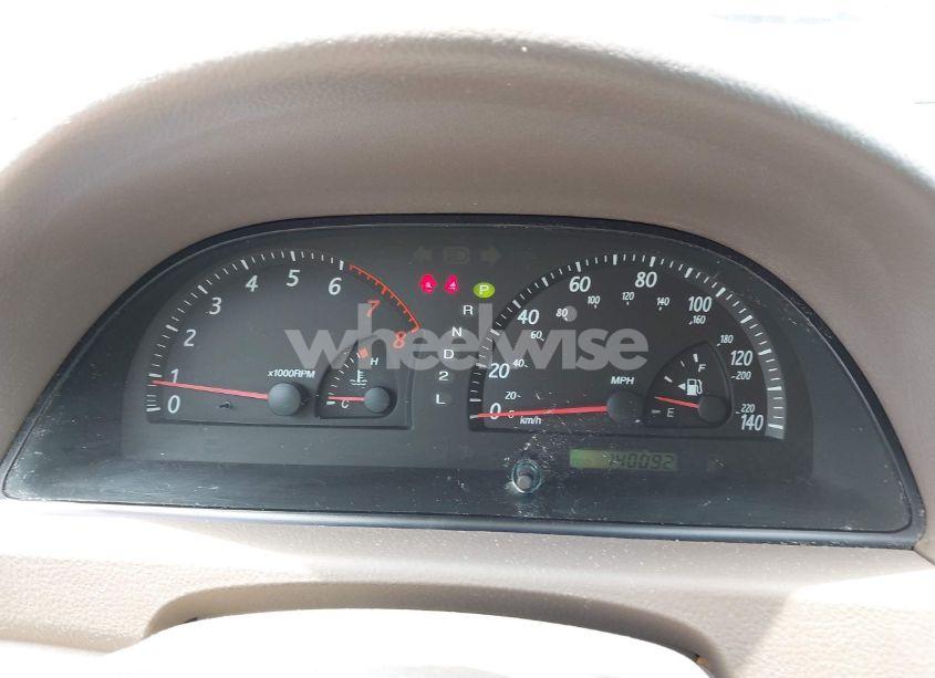 Photo 7 of 2004 Toyota Camry XLE (VIN 4T1BE30KX4U304962)