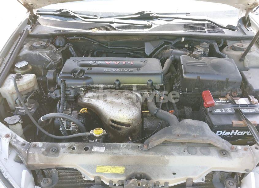 Photo 10 of 2005 Toyota Camry LE (VIN 4T1BE30KX5U082795)