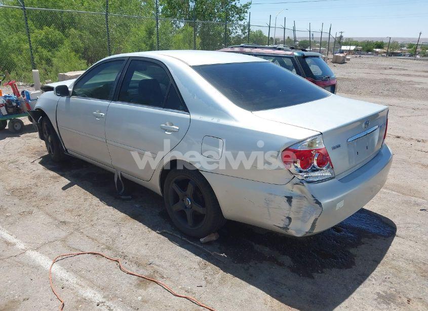 Photo 3 of 2005 Toyota Camry LE/SE/XLE (VIN 4T1BE30KX5U987571)